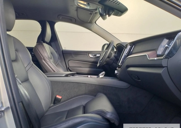 Volvo XC 60 cena 246900 przebieg: 7150, rok produkcji 2023 z Suraż małe 137